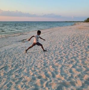 Meet your Posher, Uthayarajee